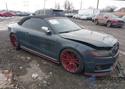 2010 Audi S5 3.0 Premium Plus z USA, uszkodzony, nr VIN WAUVGAFH0AN017516